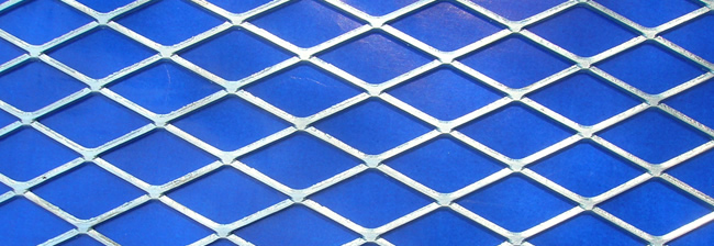 Heavy Duty Blue PVC Lattice Mesh (9mm Hole x 5mm Flat Strand) - Speciality  Metals